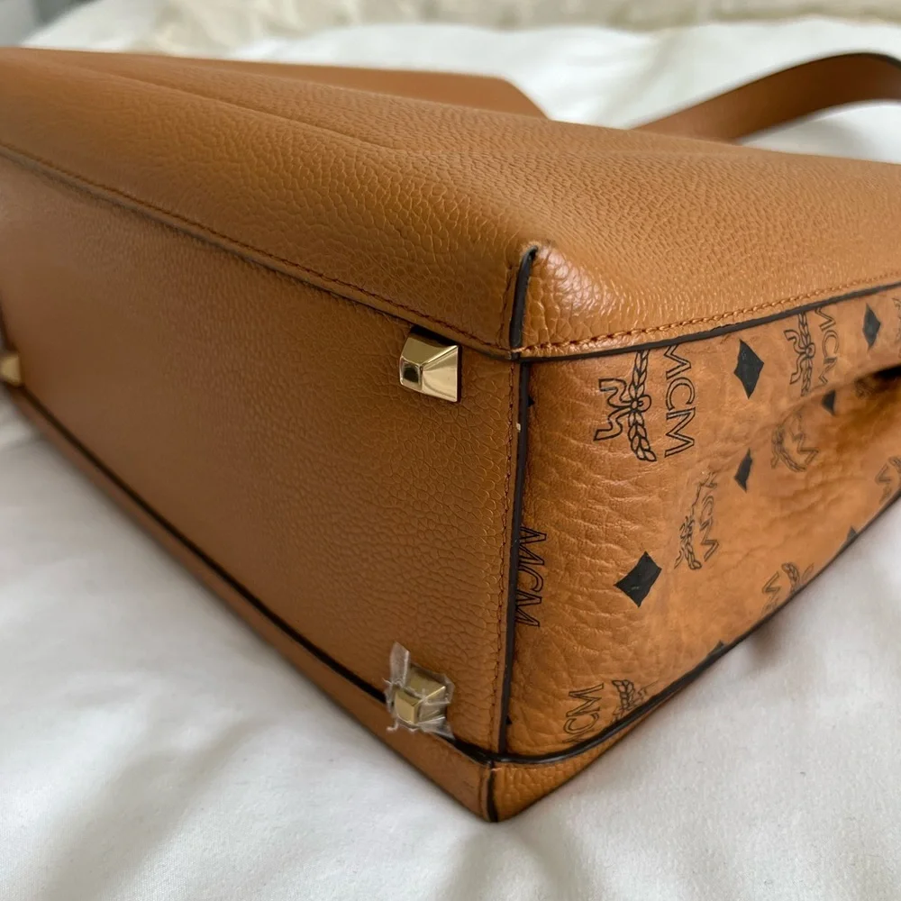 MCM sarah visetos hobo - Picture 11 of 16